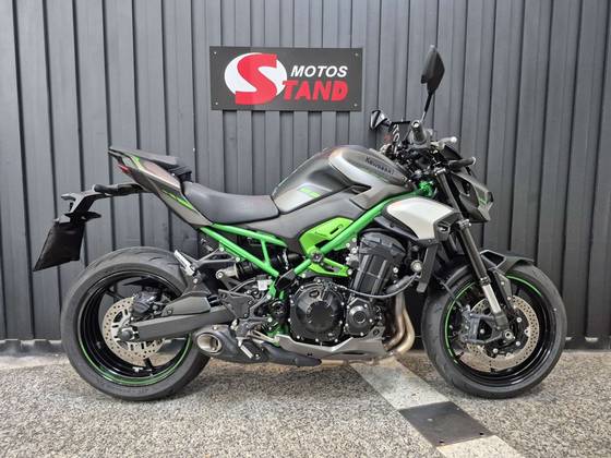 KAWASAKI Z900 